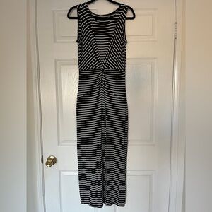 Black and White Striped Maxi dress - Tahari Size XS/S - new unworn